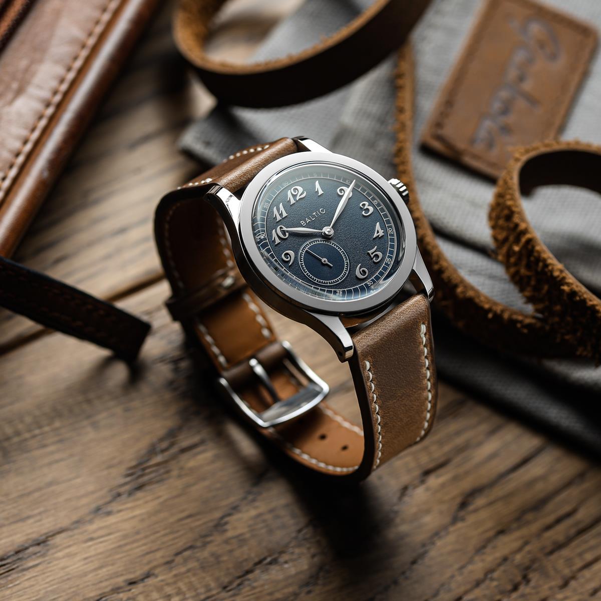 Dây đeo đồng hồ khâu tay thủ công chính hãng Horween Chromexcel® - Màu nâu nhạt
