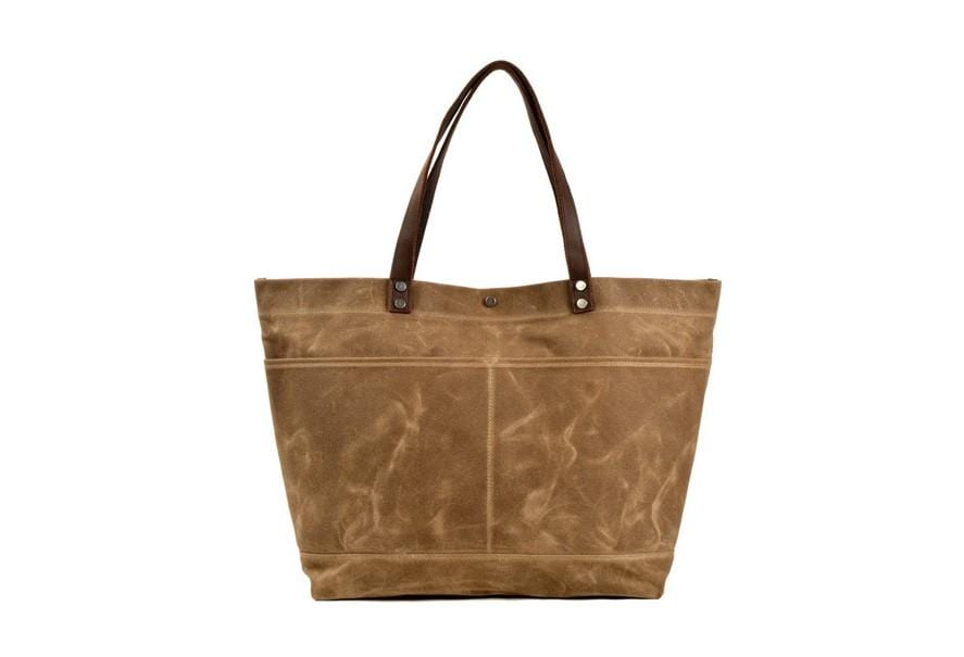 Túi tote đeo vai bằng vải canvas màu đen có nhiều ngăn.