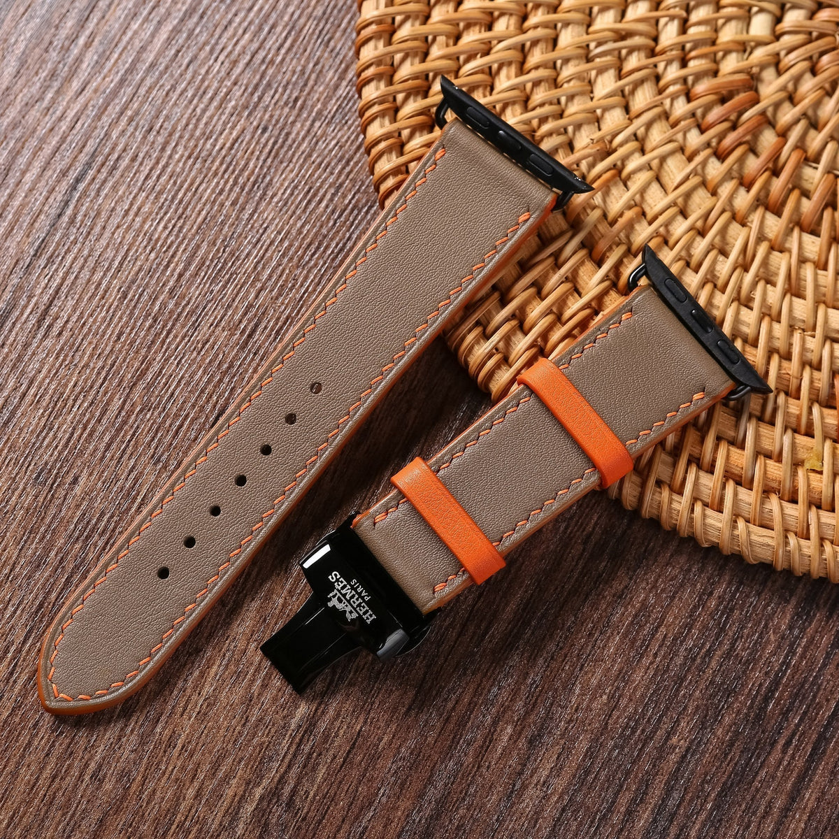 Dây đeo đồng hồ Swift bằng da dành cho Apple Watch và đồng hồ cơ.