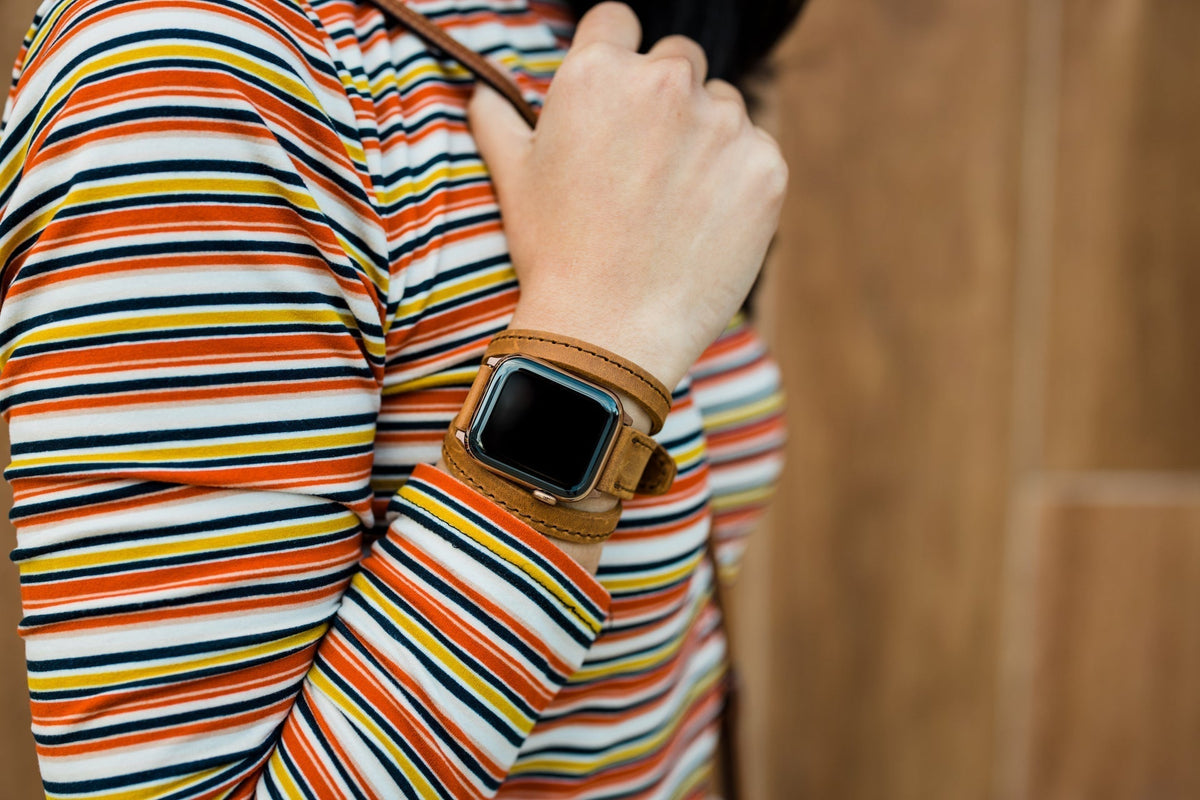Dây đeo Apple Watch Triple Tour™ - Màu thuốc lá - Hàng tân trang