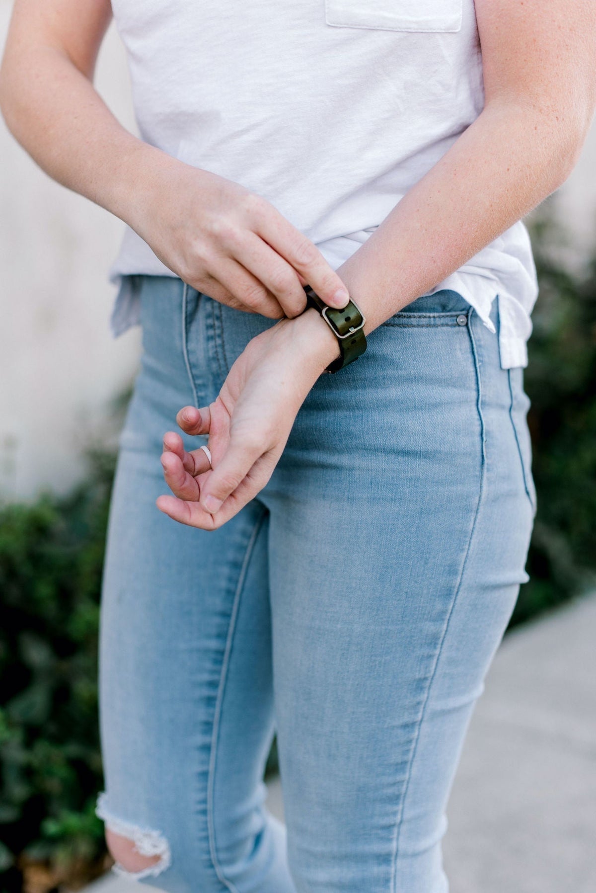 Dây đeo Apple Watch đơn giản bằng da - Màu ô liu