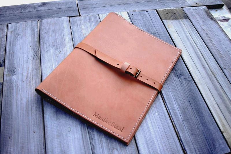Bao da tùy chỉnh cho Macbook Pro