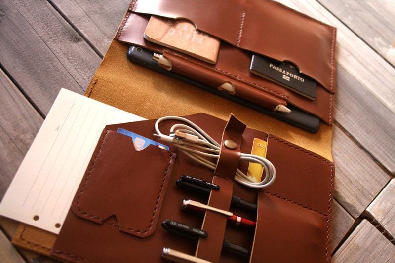 Túi đựng tài liệu da Saddle đặt làm riêng