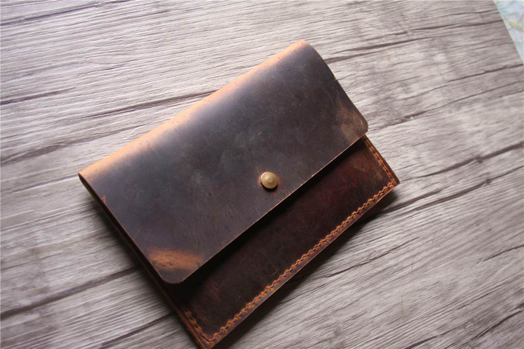 Bao da đựng Kindle Voyage được cá nhân hóa.