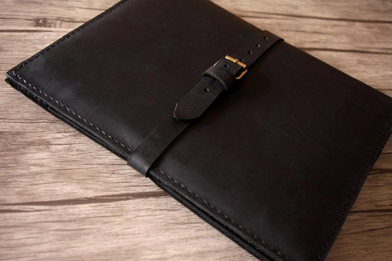 Bao da iPad – cho iPad – Đen – cá nhân hóa