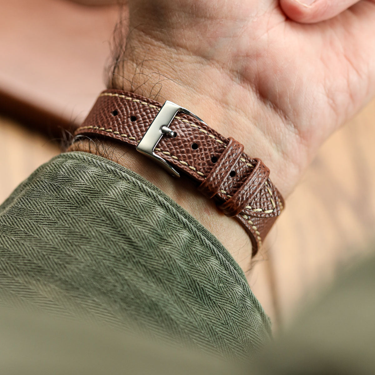Cinturino per orologi in vera pelle ýa Epsom con cucitura a mano - tonalità Alpine Tan