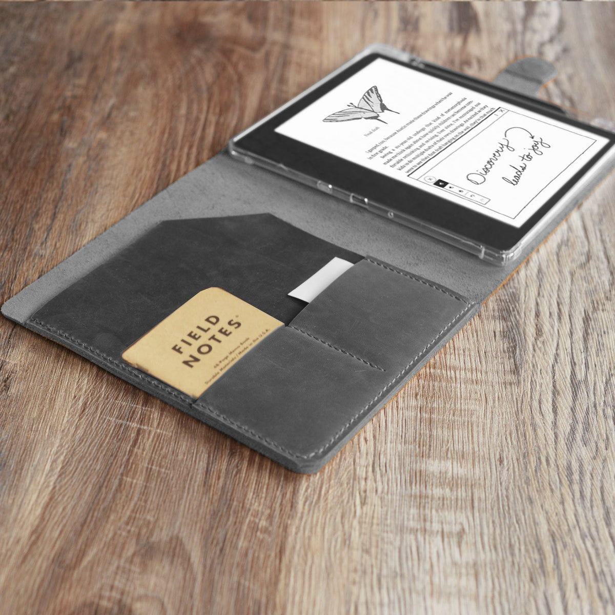 Étui en cuir humannalisé pour Kindle Scribe - Plusieurs couleurs disponibles - Modèle 607-SC