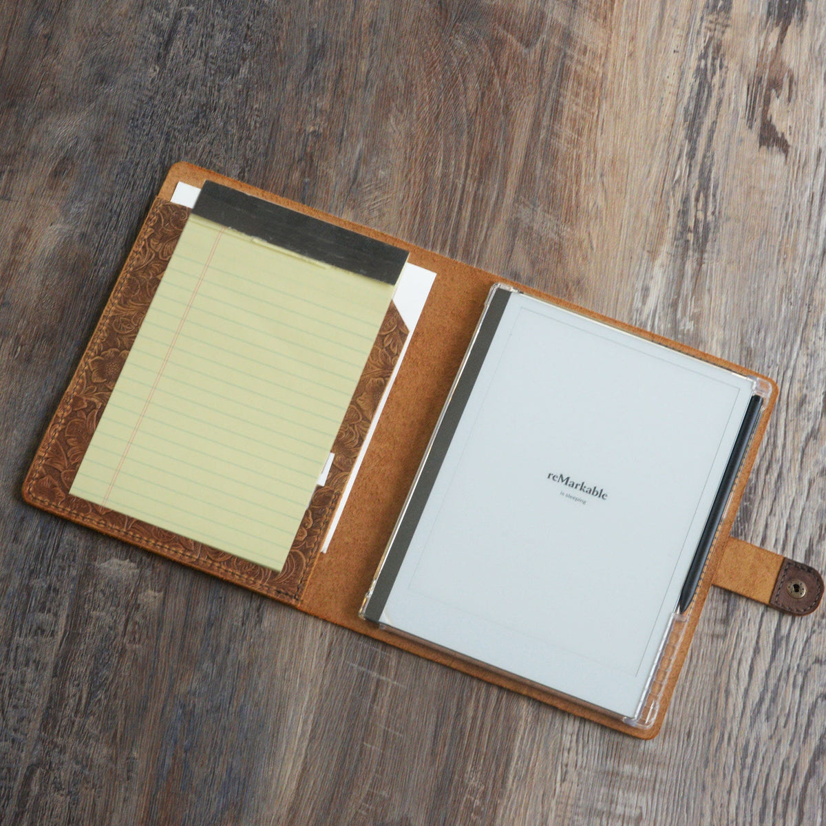 Folio en cuero cá nhân hóa cho máy tính bảng reMarkable - Cuero trabajado a mano - Modelo 607