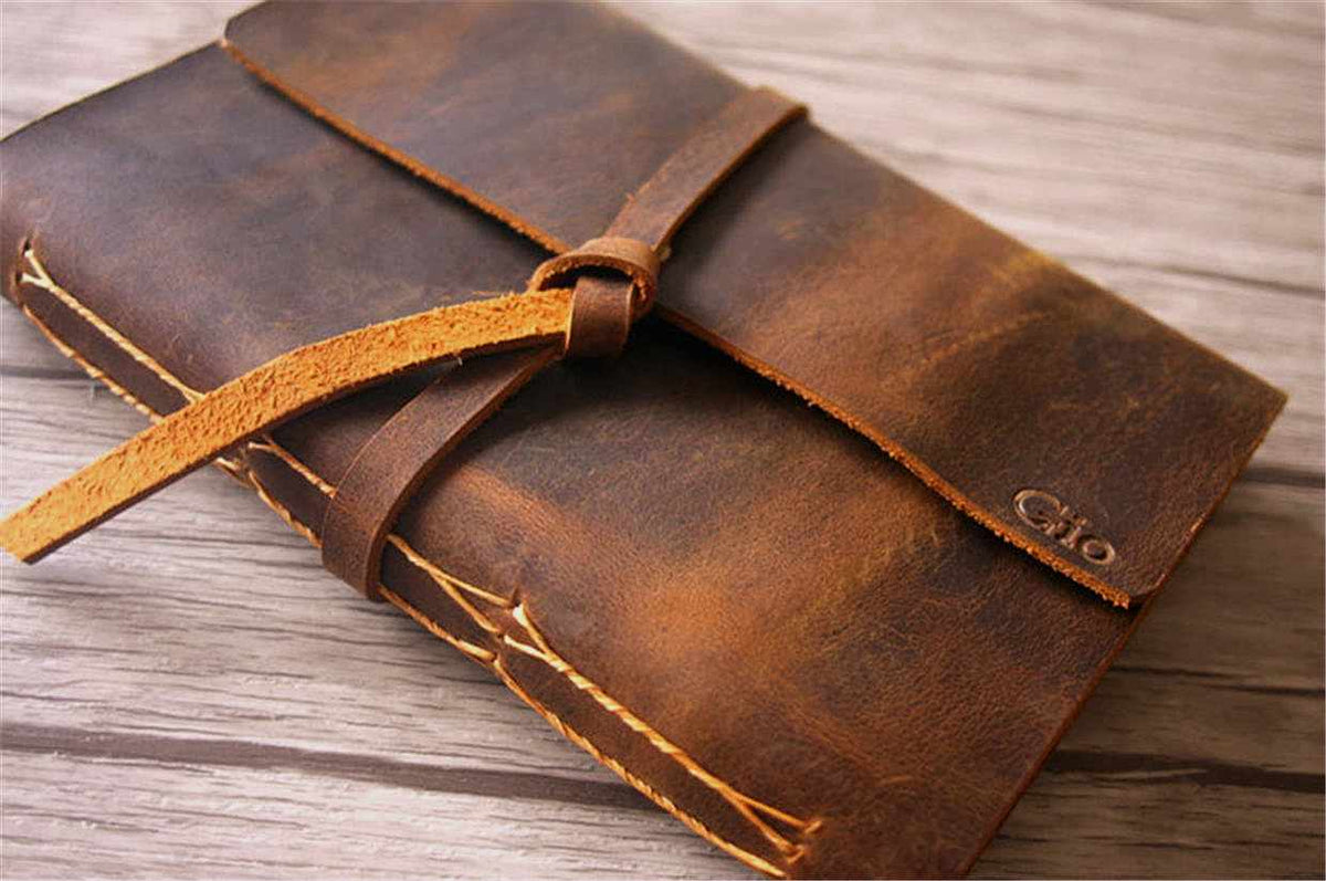Sổ bìa da – cá nhân hóa, thủ công