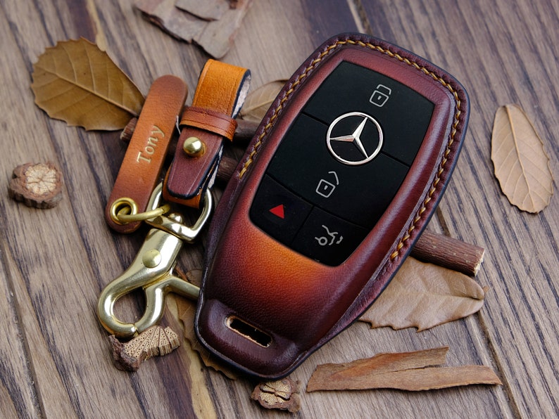 Bao da chìa khóa ô tô – da thuộc thảo mộc – cho C-Class – cá nhân hóa