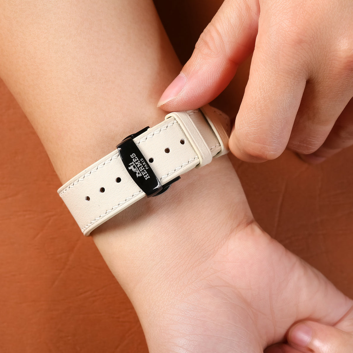 Dây đeo đồng hồ Swift bằng da dành cho Apple Watch và đồng hồ cơ - Màu trắng sữa SW2205
