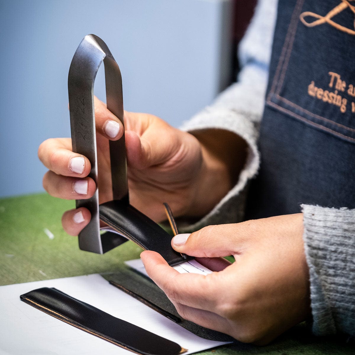 Dây đeo đồng hồ Laverton bằng da Cavallo có đệm - Màu đen