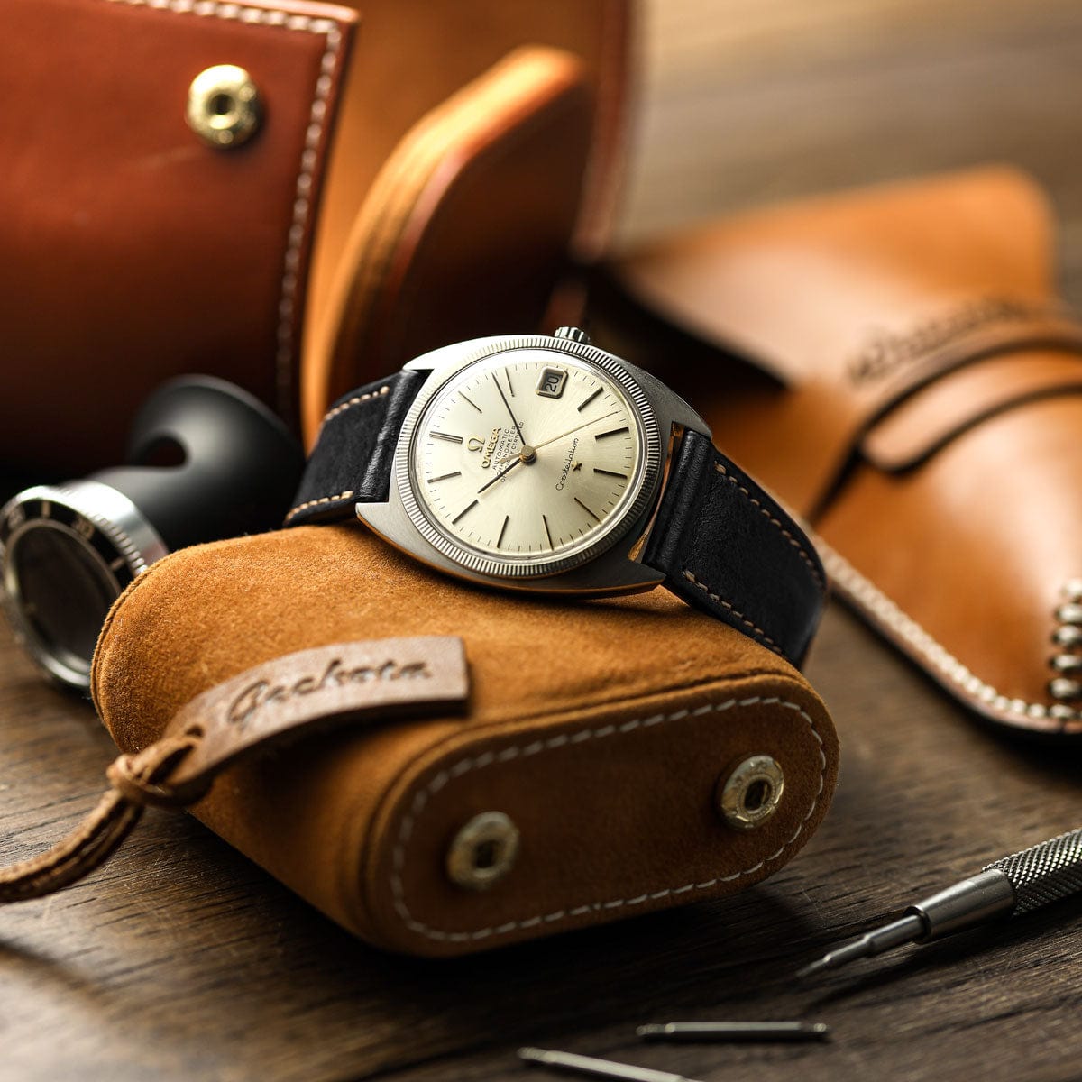 Dây đeo đồng hồ da thật Radstock Vintage - Màu đen cổ điển