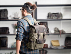Ba lô vải bạt phủ sáp và da màu xanh lá cây, nâu, xám