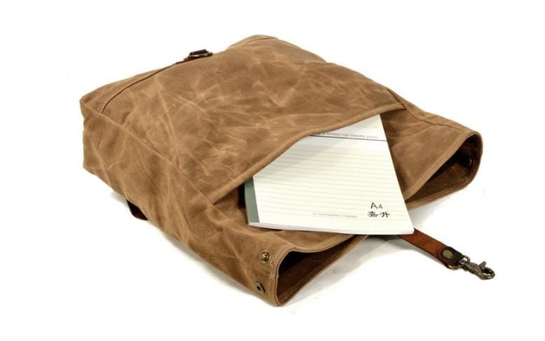 Túi đeo chéo đựng máy tính bằng vải canvas dành cho nam.