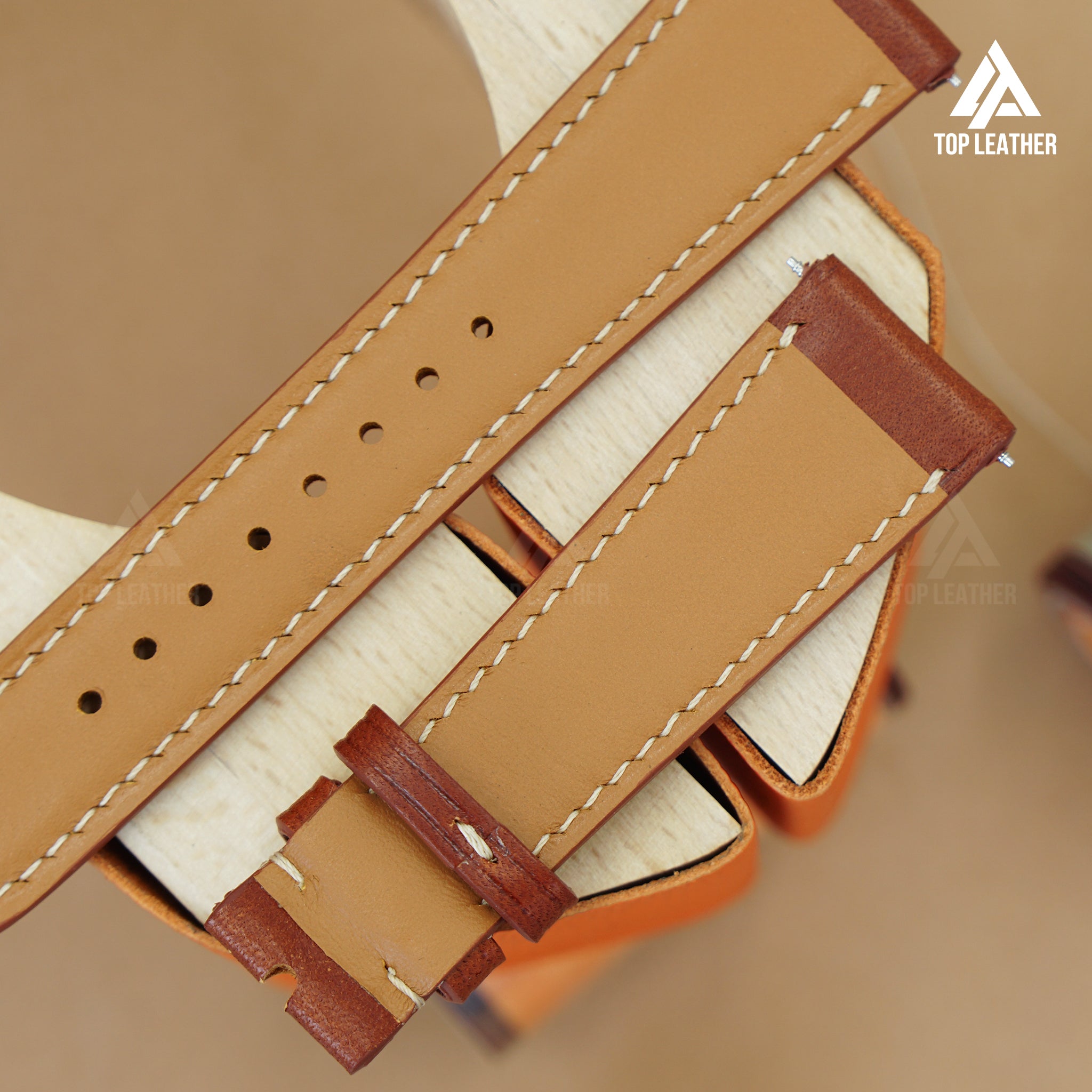 Dây đeo bằng da bê Vachetta cho Apple Watch và đồng hồ cơ. 