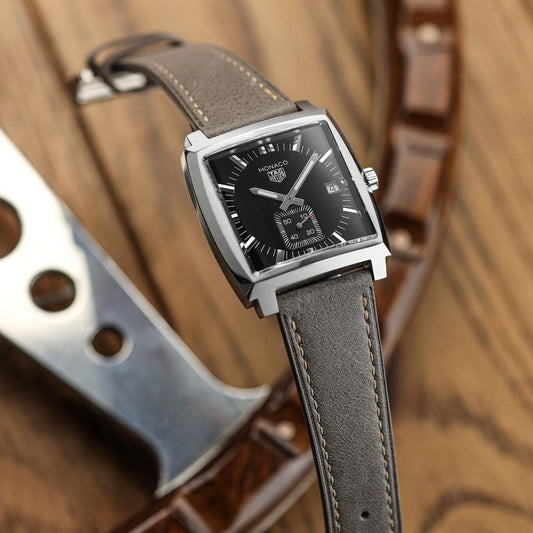 Vòng tay Montre en Cuir Plat Brixham, Gris Pastel Élégant