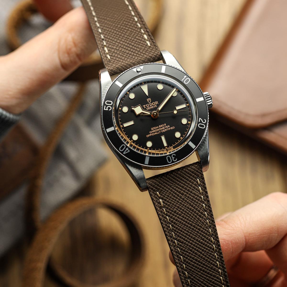 Vòng tay pour montre en cuir saffiano Brixham marron élégante et bền