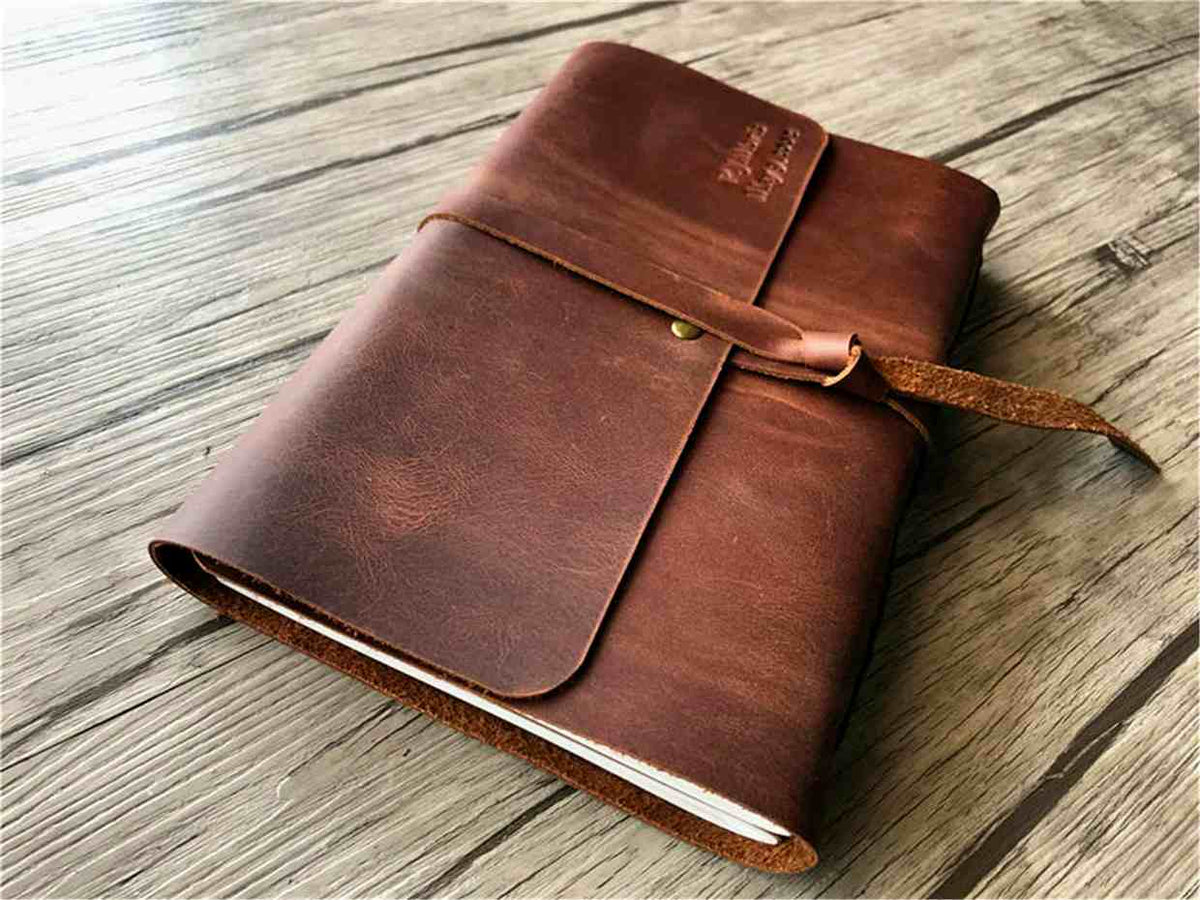 Sổ bìa da – cá nhân hóa, thủ công