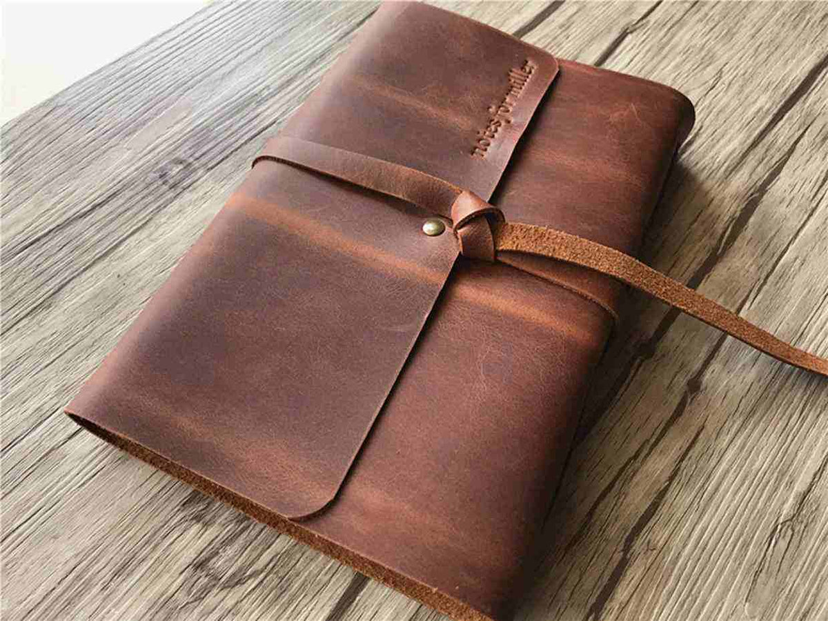 Sổ bìa da – cá nhân hóa, thủ công
