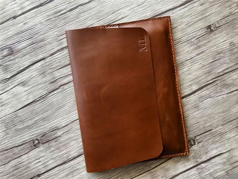 Bao da đựng Macbook Pro 13 inch cá nhân hóa theo yêu cầu