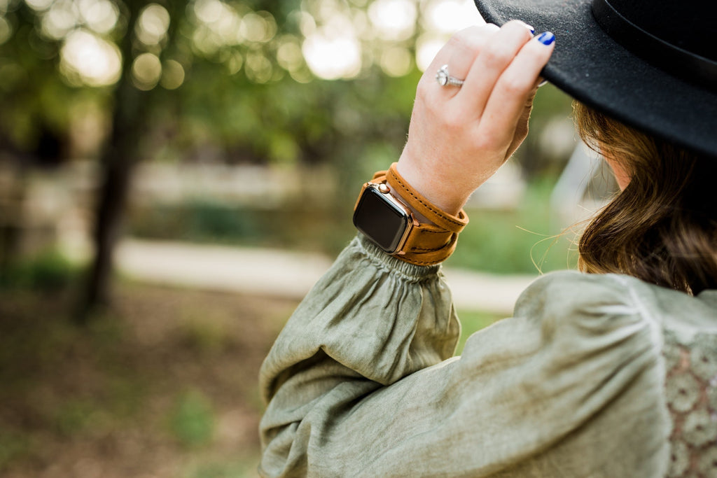 Dây đeo Apple Watch Triple Tour™ - Màu thuốc lá - Hàng tân trang