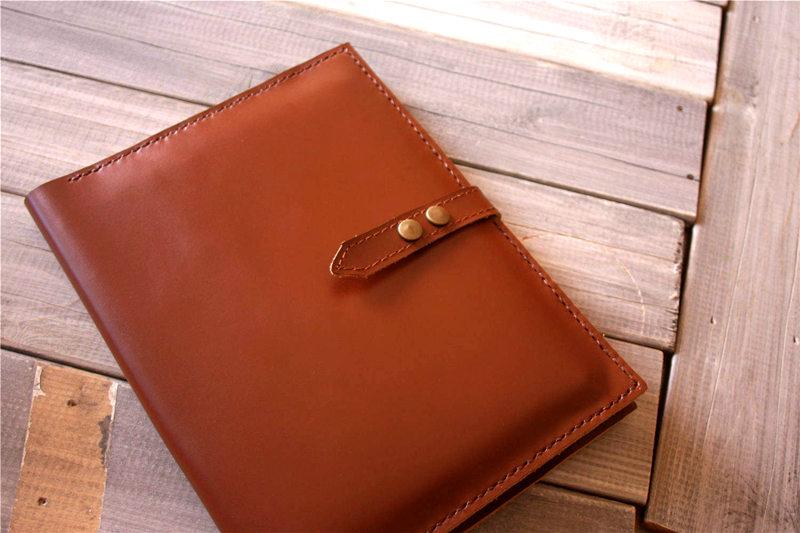 Túi đựng tài liệu da Saddle đặt làm riêng