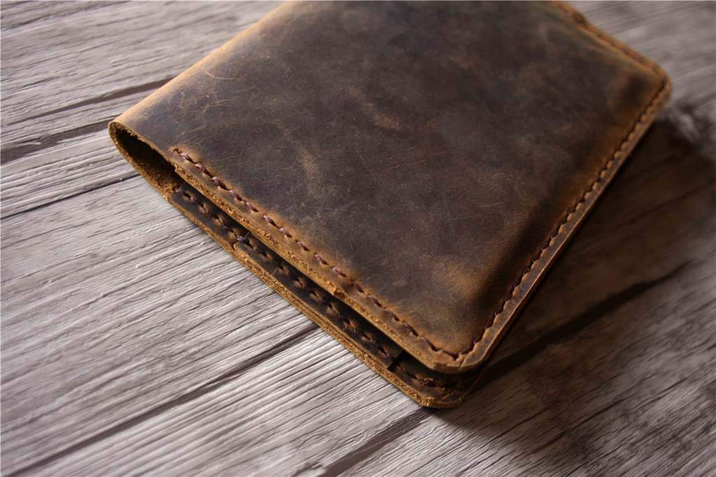 Bao da đựng sổ Field Notes cá nhân hóa.