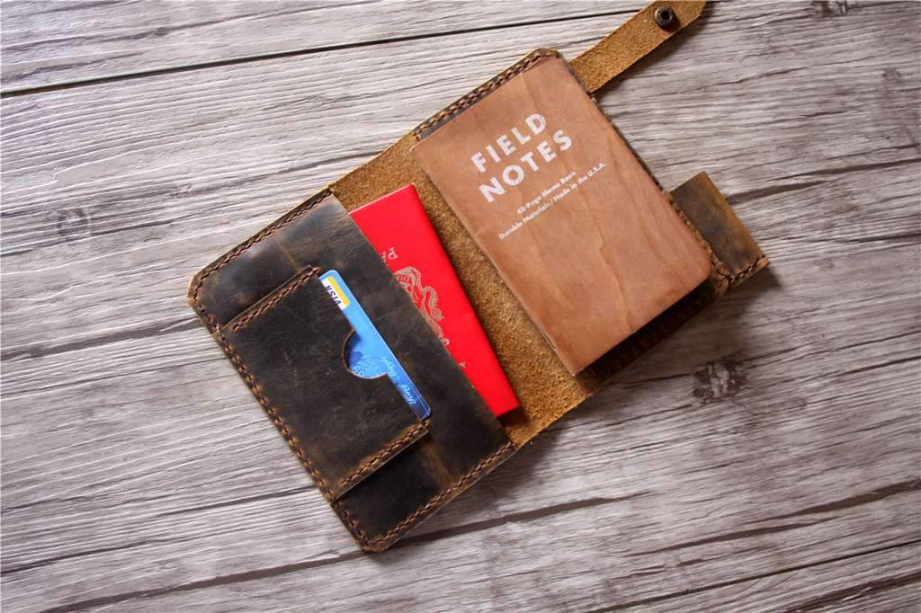 Ví da đựng sổ tay Field Notes được cá nhân hóa