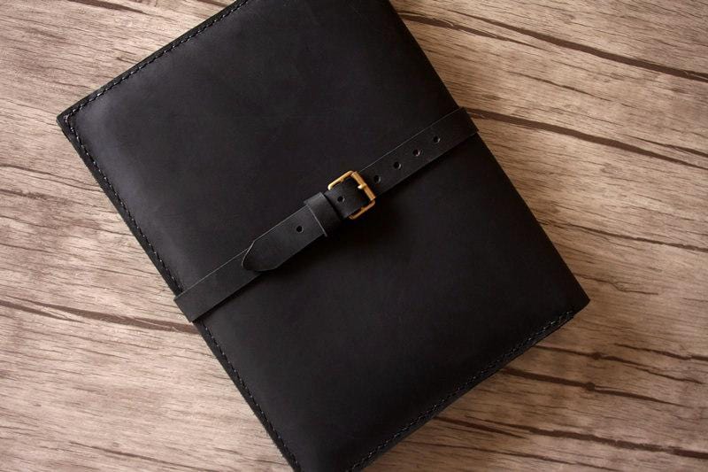 Bao da laptop – cá nhân hóa, thủ công