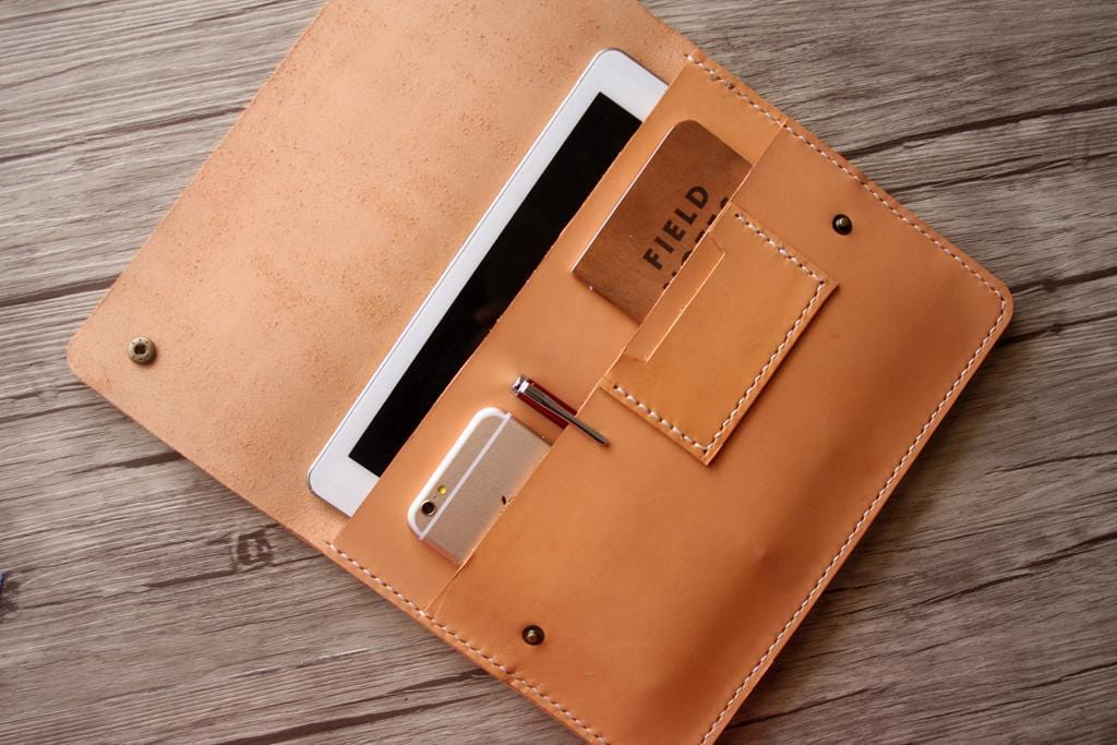 Bao da đựng Kindle Paperwhite được cá nhân hóa.