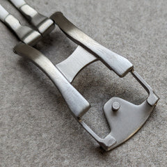 Khóa cài kiểu Omega