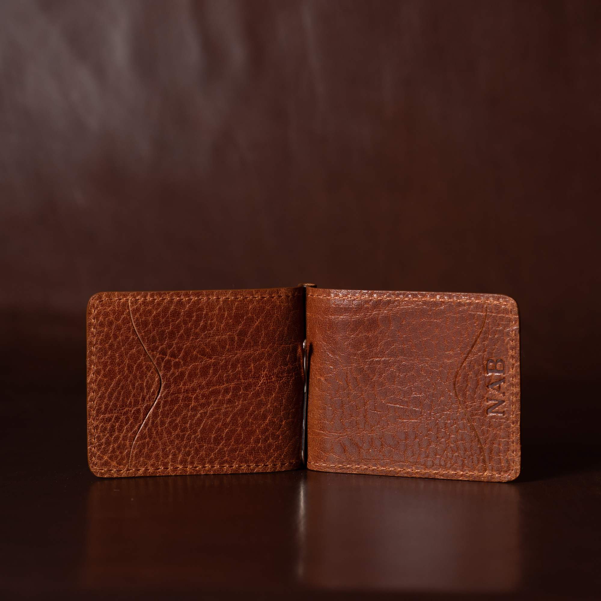Ví Pinnacle - Ví kẹp tiền mỏng màu Cognac bằng da vân sần