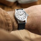 WatchGecko Missouri élégant en cuir perforé noir - Bracelet de montre sophistiqué