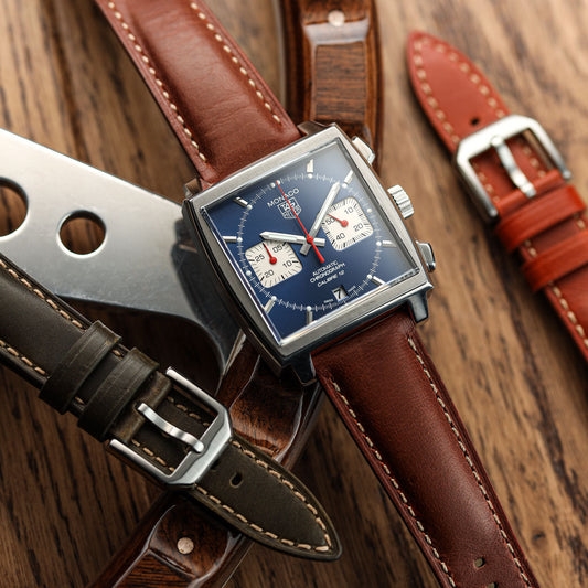 Ban nhạc reloj de cuero genuino acolchado Tenby en color marrón oscuro clásico