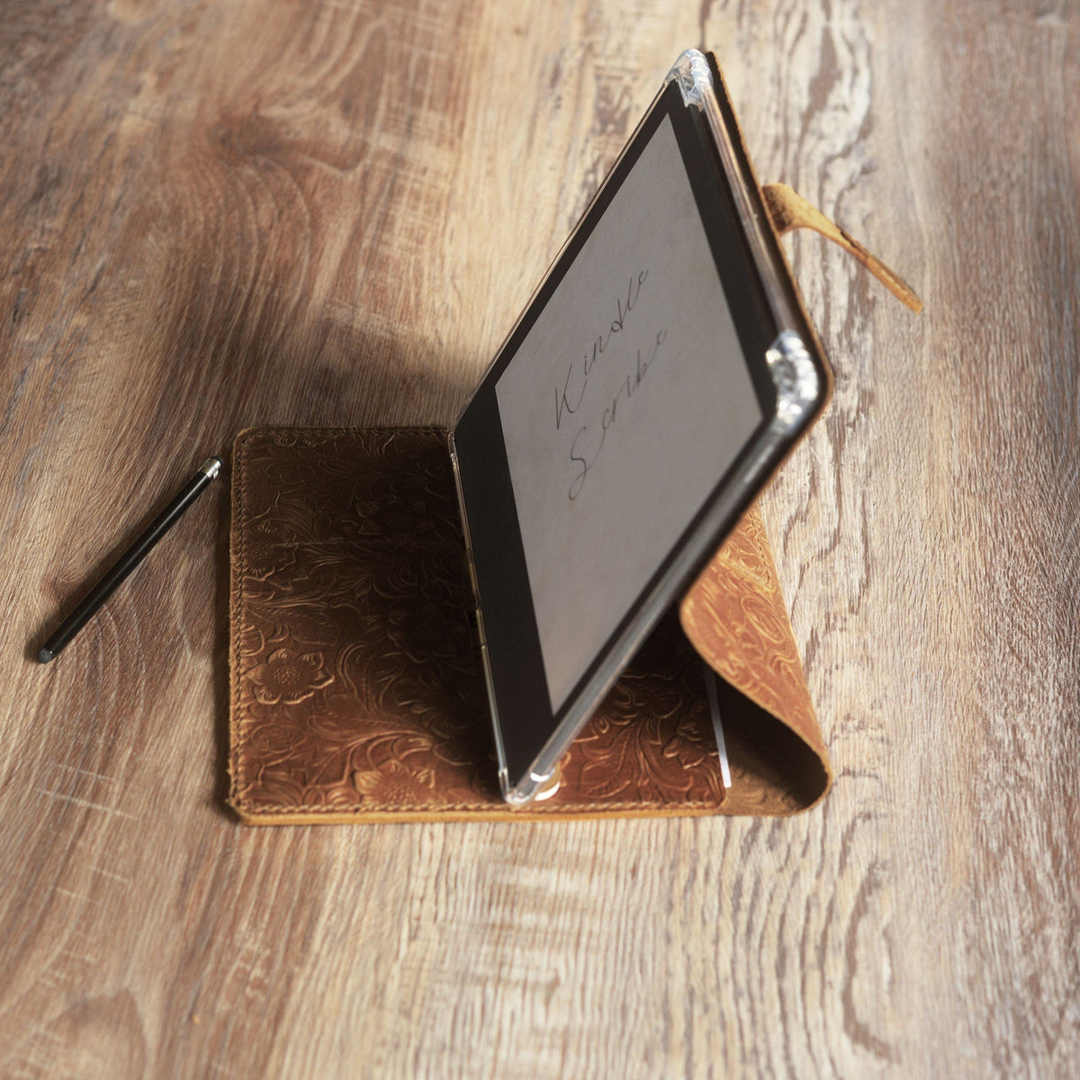 Étui en cuir cá nhân hóa cho Kindle Scribe - Cuir grafé de style thủ công - Modèle 606-SC