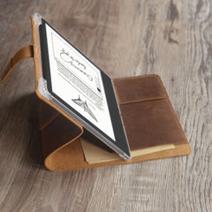 Étui en cuir humannalisé pour Kindle Scribe - Plusieurs couleurs disponibles - Modèle 607-SC
