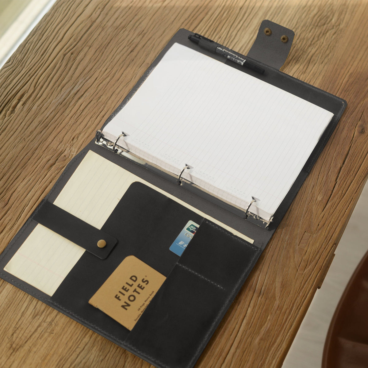 Cartera de Cuero Personalizada con aros 3, Tương thích với giấy tờ 8.5 x 11 o A5, Cubierta de Cartera de Cuero - Cuero con acabado envejecido - D715