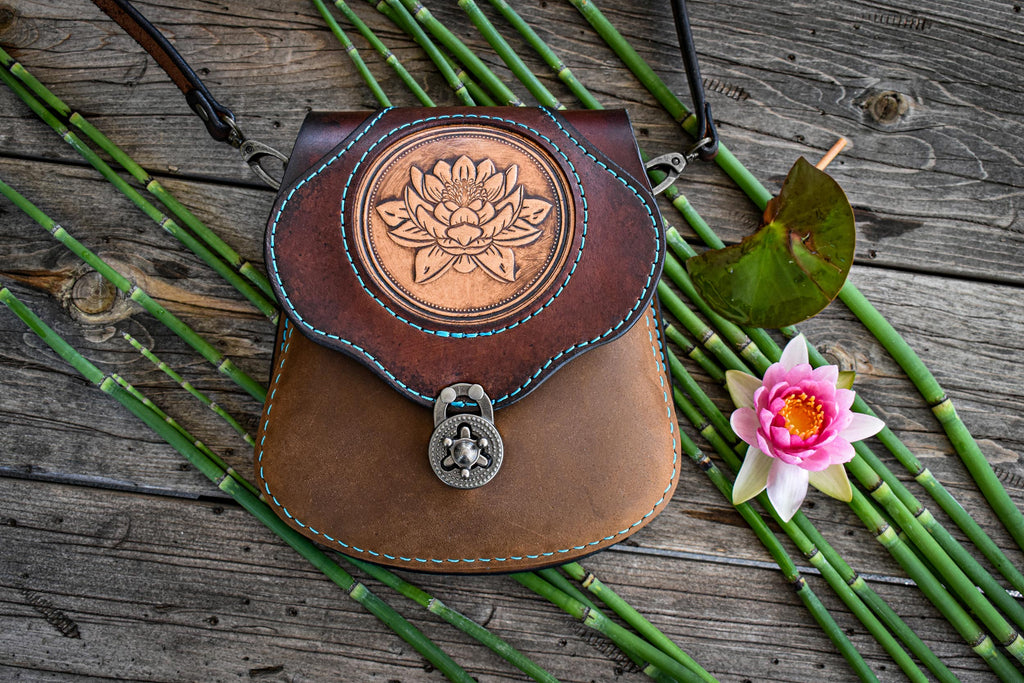 Túi đeo chéo THE BRIGID - Lily