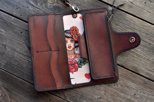 Ví cầm tay cỡ lớn kèm dây đeo cổ tay - Pinup Liner