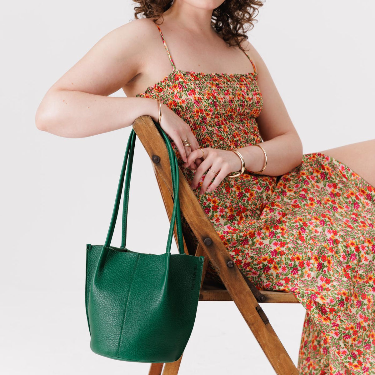 Túi xách Devan Bucket Tote