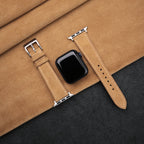 Dây đeo Apple Watch bằng da lộn màu nâu nhạt, kích thước 38mm, 40mm, 41mm, 42mm, 44mm, 45mm, phù hợp với tất cả các dòng sản phẩm. Quà tặng dây đeo đồng hồ bằng da lộn dành cho nam và nữ.