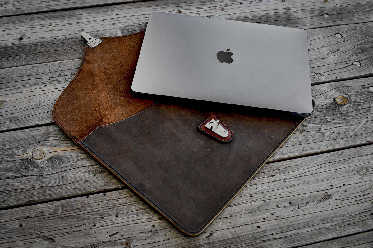 Bao đựng MacBook Pro/Air - Da CrazyHorse màu nâu