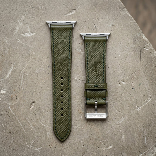 Dây Da Epsom Apple Watch Xanh Rêu Quý Tộc — 01 Hero Flatlay Studio 90°