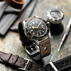 Vòng tay đổ Montre en Cuir Artisanale Boutsen Cavallo Racing - Beige Élégant et Confortable