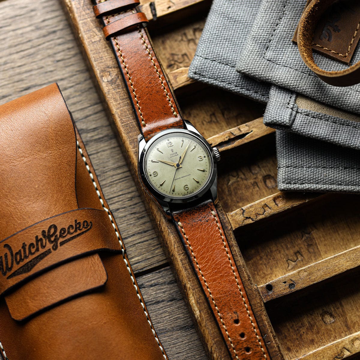 Dây đeo đồng hồ da thật Radstock Vintage - Màu nâu nhạt